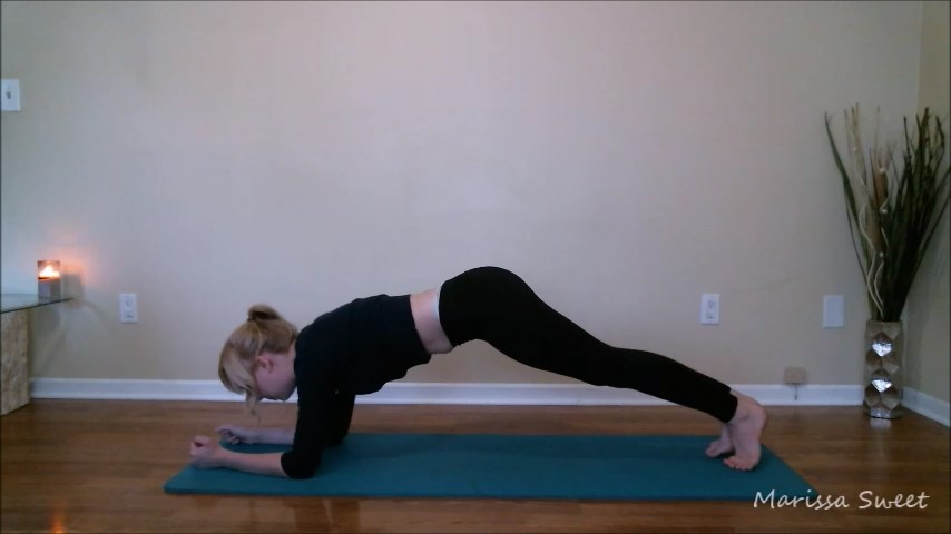 Marissa Sweet - Yoga Instructor Shows Off Her Form
