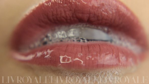 Extreme Close-up Saliva and Spit Bubbles – LivRoyale