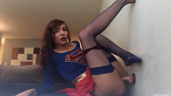 Sexy Supergirl Saves Your Cock – Snortneypoptart