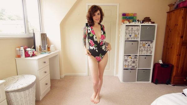 Molly Darling – Trying On Different Bodysuits