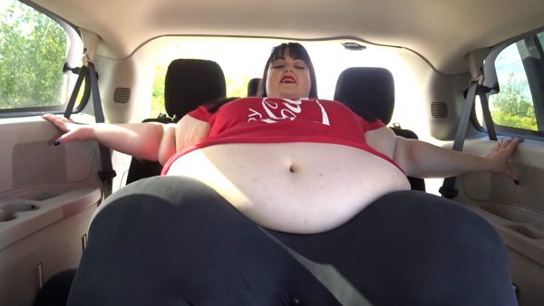 SSBBW Juicy Jackie – Lunch and Car Bounce Part 2