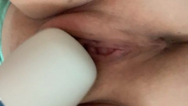 JulieWonderQOS – A Little Afternoon Masturbation With Vib