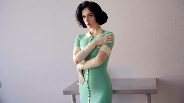 Miss Ellie Mouse – The Nurse of Your Dreams in Latex and Surgical Gloves