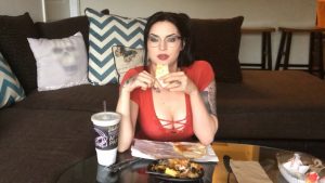 TheJennaKitten – Taco Bell Mukbang and Gas Explosions