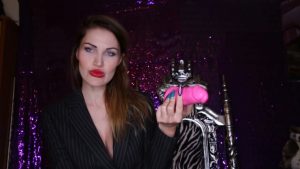 Lady Mesmeratrix – Sexy Brunette Gives a Jerking Instructions On The Dildo Toy
