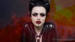 Empress Poison – Are You Ready for a Weekend of Sin