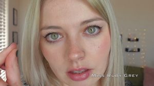 Miss Ruby Grey – Fixated and Stuck