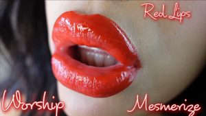 Stacy Layke – Red Lips Mesmerize